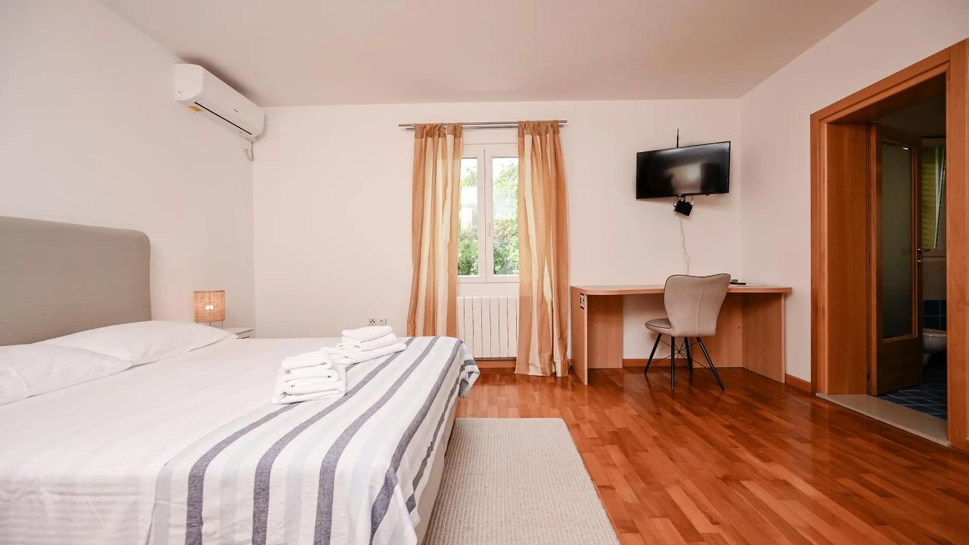 Oda ve Kahvaltı Villa Mirela Vrbnik