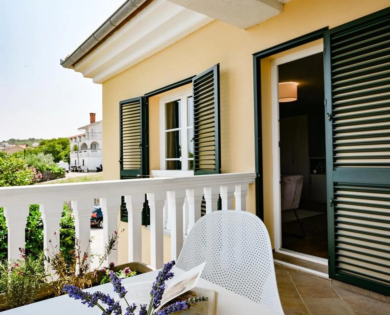 Villa Mirela Vrbnik  Vrbnik (Primorje-Gorski Kotar)