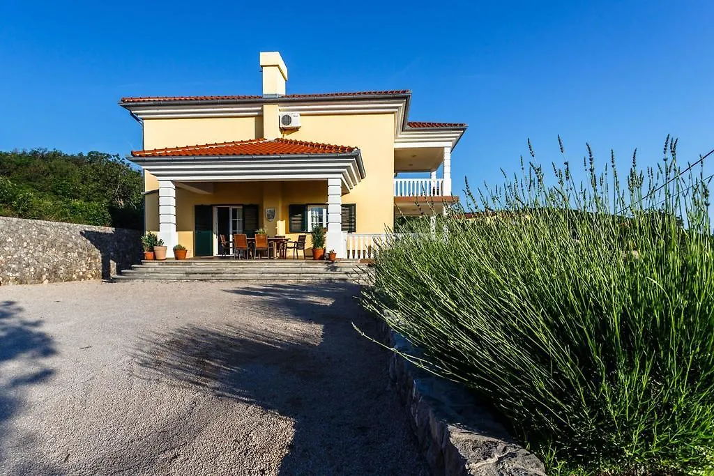 Villa Mirela Vrbnik 4*,