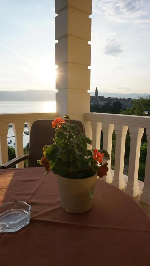 Villa Mirela Vrbnik Couette-café